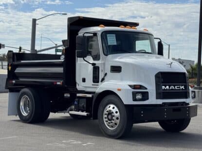 2024 MACK MD6 MMX2625S photo