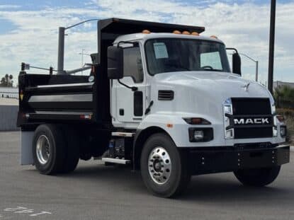 2024 MACK MD6 MMX2627S photo