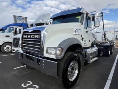 2020 MACK GRANITE 64FR UV1075 photo
