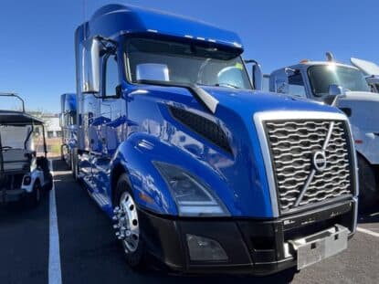 2020 VOLVO VNL64T760 UV1063 photo