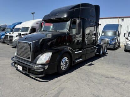 2018 VOLVO VNL64T780 UC5627