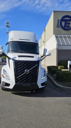 2025 VOLVO VNL64T860 VS6045 photo