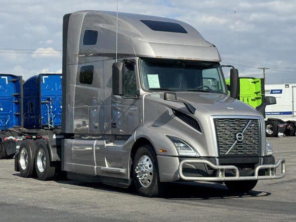 Photo of 2022 VOLVO VNL64T760 UC5600
