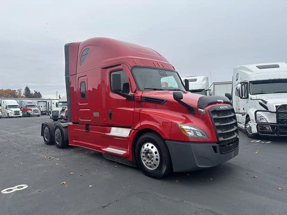 Photo of 2022 FREIGHTLINER CASCADIA 126 UP11098