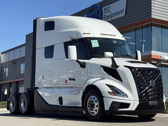 Photo of 2025 VOLVO VNL64T860 VLY1021