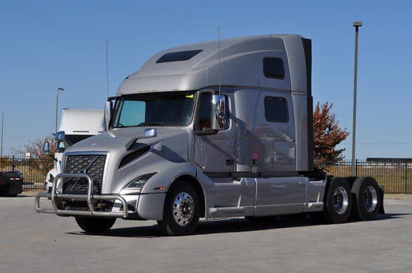 Photo of 2019 VOLVO VNL64T860 UTSF1110