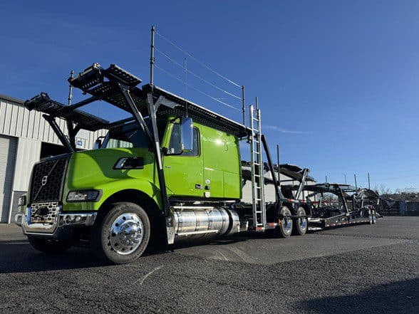 Photo of 2025 VOLVO VAH64600 ATN3392