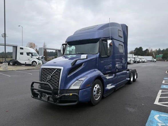 Photo of 2023 VOLVO VNL64T860 US4004