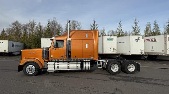 Photo of 2020 WESTERN STAR 4900EX AMC218C