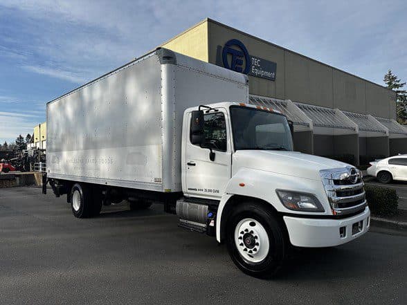 Photo of 2018 HINO 268A US4019L