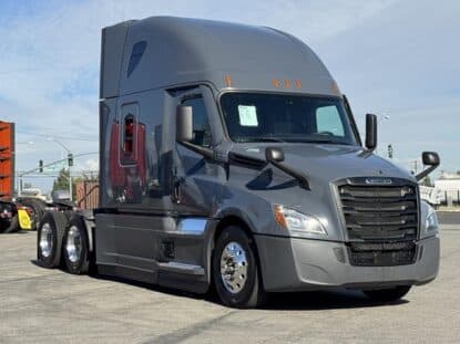 2022 FREIGHTLINER CASCADIA 126 UC5648 photo