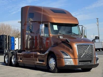 2023 VOLVO VNL64T760 UC5543 photo