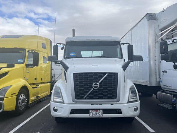 Photo of 2020 VOLVO VNR64T300 UV1061L