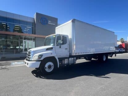 2020 HINO 268A UV1094L