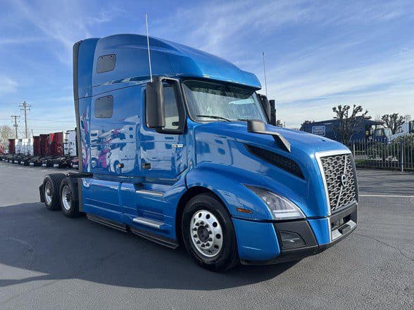 Photo of 2022 VOLVO VNL64T760 UP11209