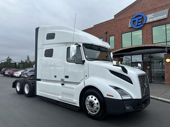Photo of 2022 VOLVO VNL64T760 UTP1250