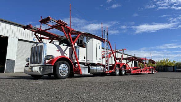 Photo of 2021 PETERBILT 389 ATU548C