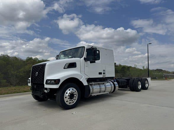 Photo of 2026 VOLVO VAH64400 ATN3525