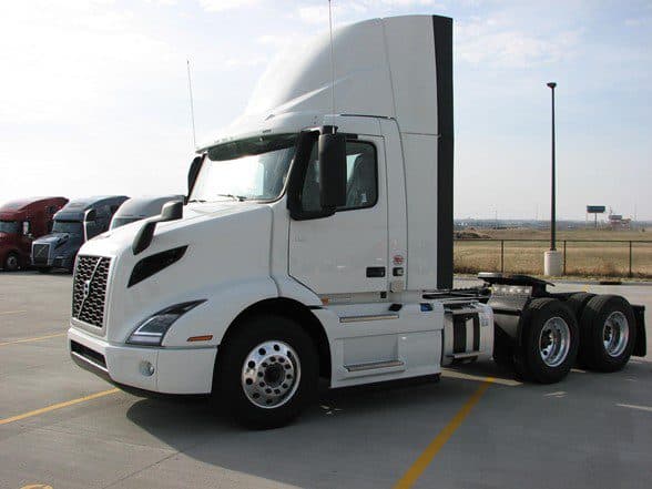 Photo of 2027 VOLVO VNR64T300 VMH1549
