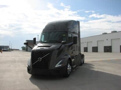 2027 VOLVO VNL64T860 VSF1307 photo