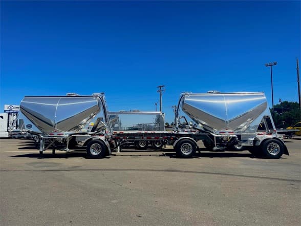 Photo of 2026 MAC TRAILER MFG 550 PNEUMATIC DOUBLES – SPRING RIDE – AUTO LIDS