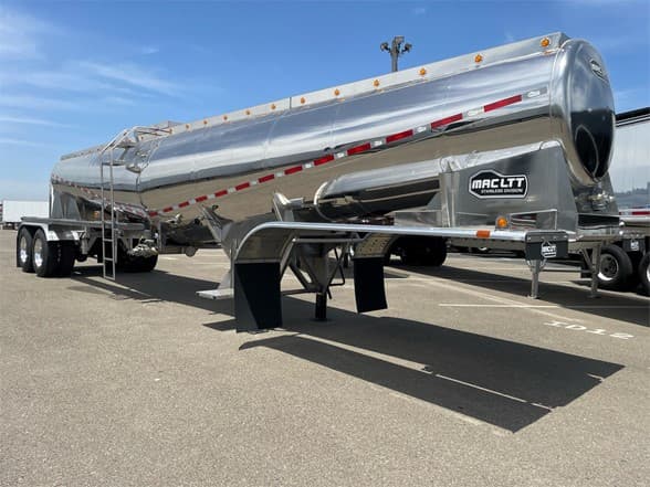 Photo of 2024 MAC LTT 42 FT. 5,600 GL FERTILIZER TANK TND11092