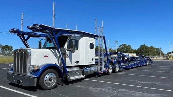 Photo of 2025 PETERBILT 589 ATN3138