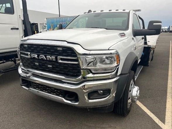 Photo of 2024 RAM 5500 SLT JN5549