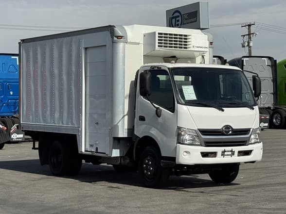 Photo of 2018 HINO 195 UC5445