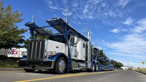 Photo of 2025 PETERBILT 589 ATN3369