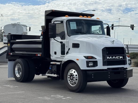 Photo of 2024 MACK MD6 MMX2600S