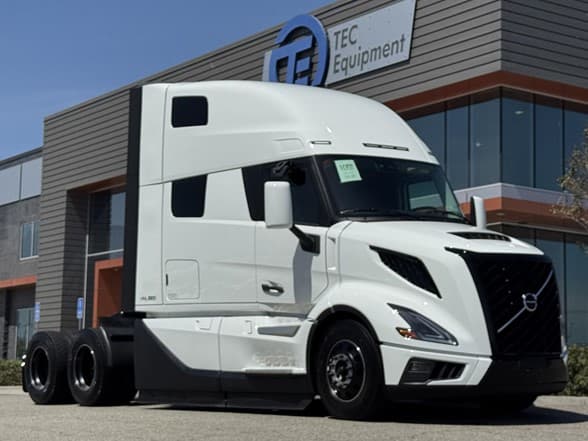 Photo of 2026 VOLVO VNL64T860 VC9737