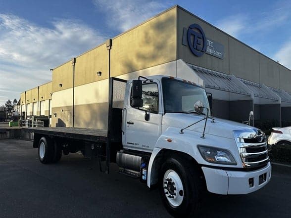 Photo of 2020 HINO 268A US4030L