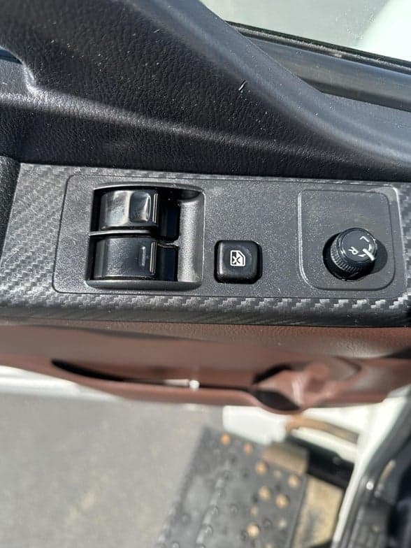 Image 20 thumbnail