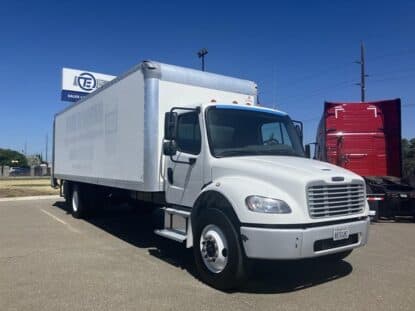 2019 FREIGHTLINER BUSINESS CLASS M2 106 UD3455L photo