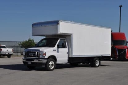 2021 FORD E450 UTMH1085