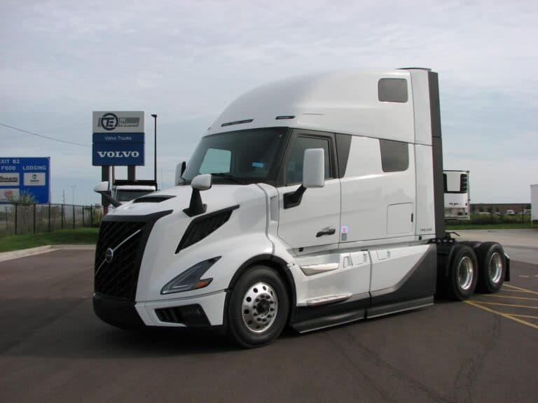 Photo of 2027 VOLVO VNL64T860 VMH1564