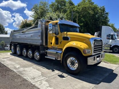 2024 MACK GRANITE 64FT US4064C photo