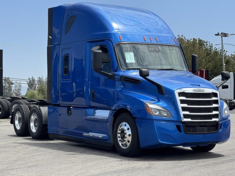 Photo of 2022 FREIGHTLINER CASCADIA 126 UC5716