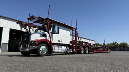 2023 VOLVO VAH64600 ATU557C photo