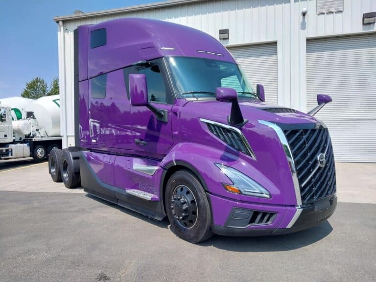 Photo of 2027 VOLVO VNL64T860 VS6061