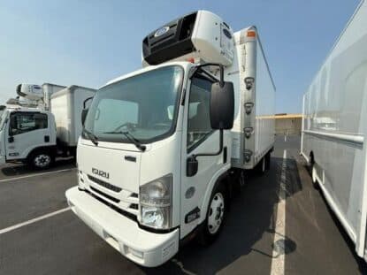 2017 ISUZU NPR HD UP11425 photo