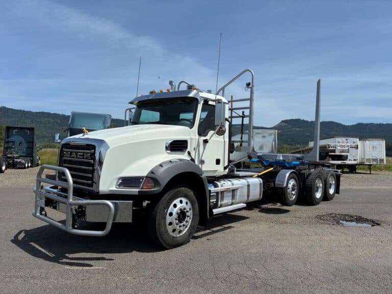 Photo of 2025 MACK GRANITE 84BR UE2056C