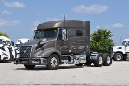 2024 VOLVO VNL64T740 UMH1101 photo