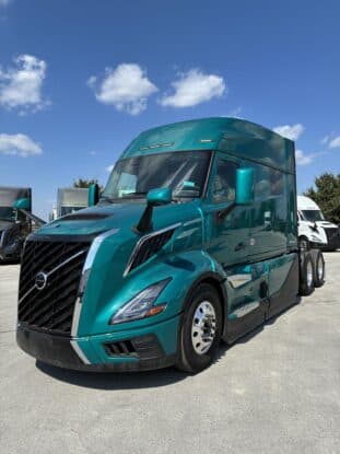 2027 VOLVO VNL64T840 VMH1573 photo