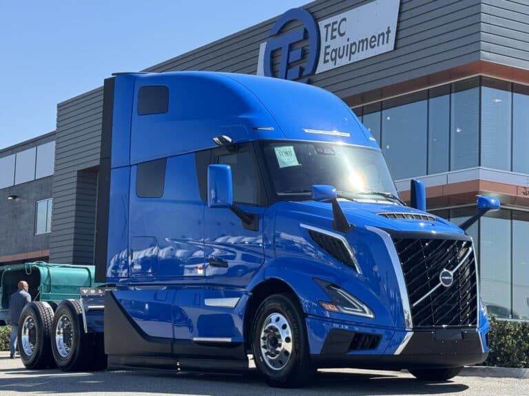 2027 VOLVO VNL64T860 VC9831 photo
