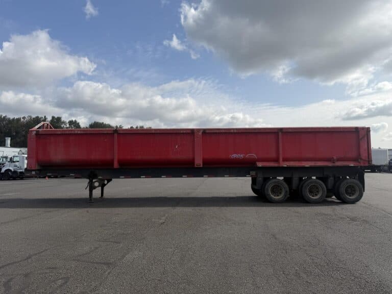 2011 GENERAL TUU7958C photo