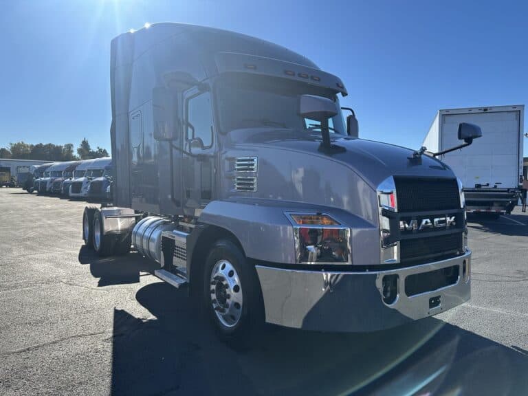2024 MACK ANTHEM 64T UP11473 photo