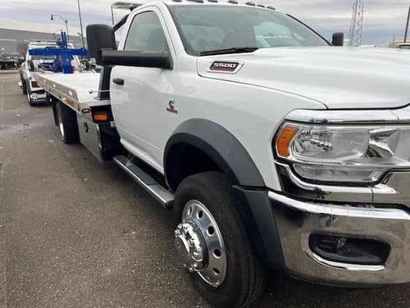 Photo of 2022 RAM 5500 TRADESMAN JU1003