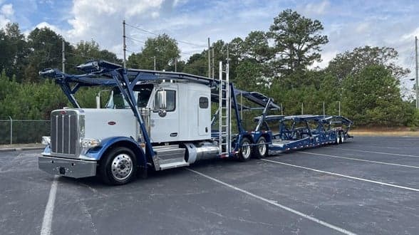 Photo of 2025 PETERBILT 589 ATN3136